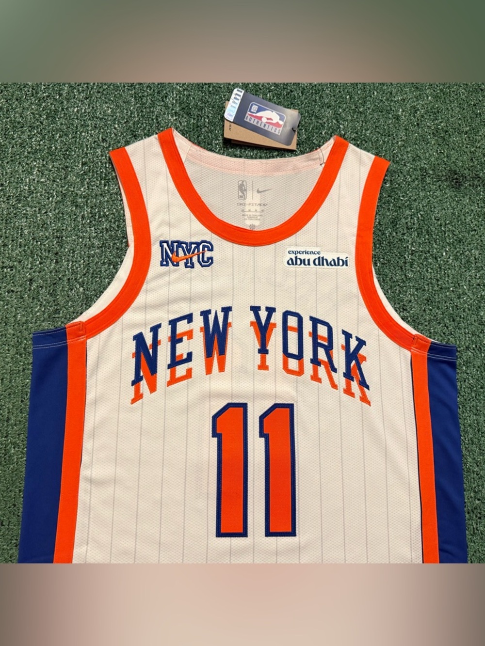 Authentic Jalen Brunson New York Knicks White City Edition Jersey Size 44/M - Picture 2 of 16